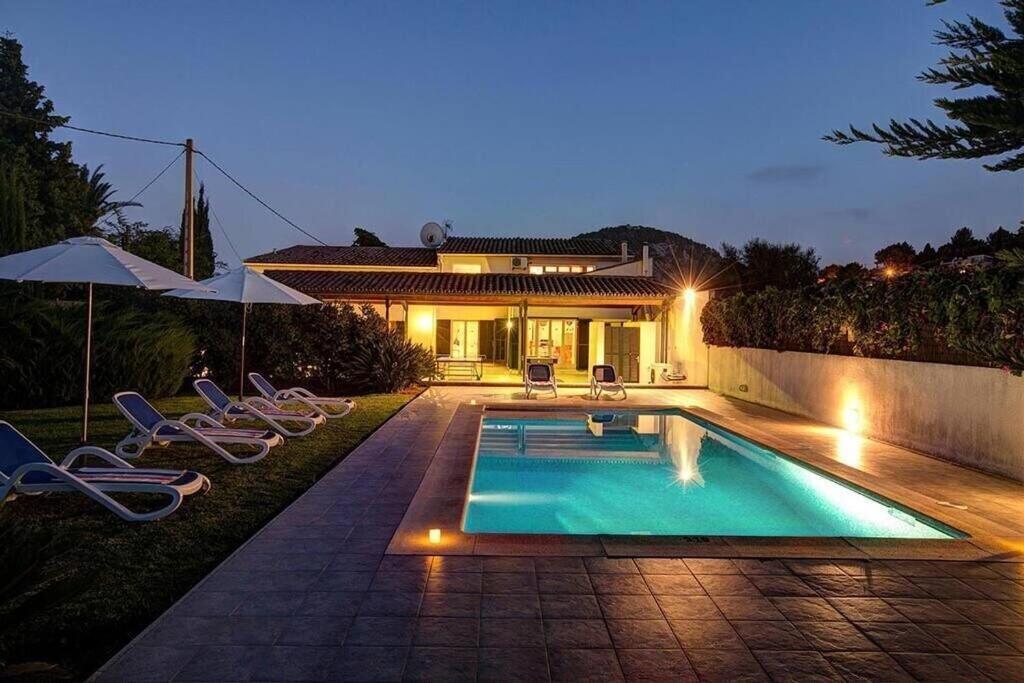Perfect Location! A Country By Renthousing